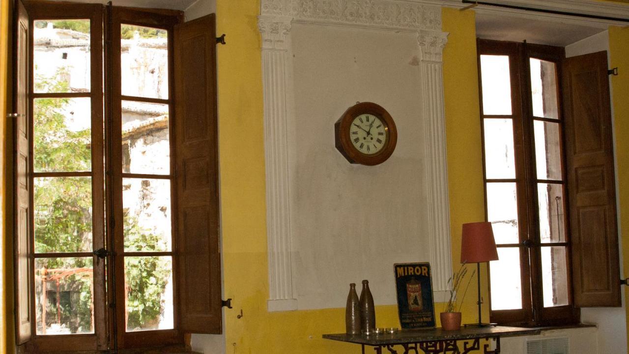 Chambre D'Hotes & Gites Vacances-En-Luberon Reillanne Buitenkant foto